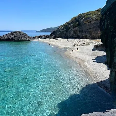 Alexias *